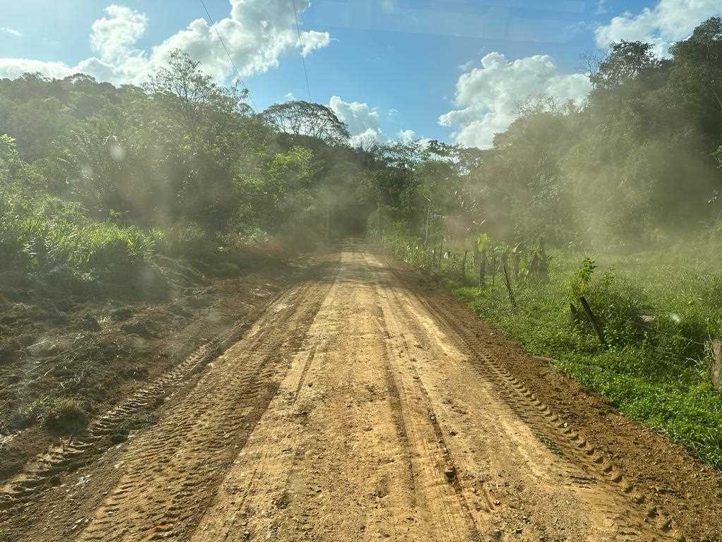 Camacã: Prefeitura faz manutenção na antiga estrada que liga a São João do Panelinha